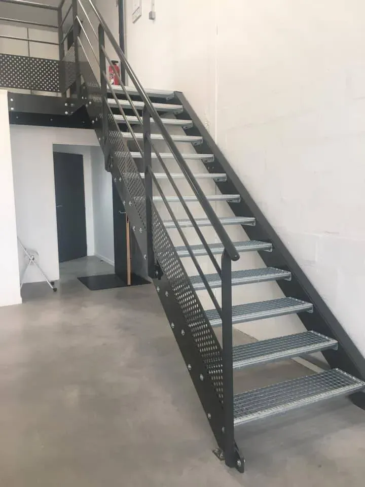 Métallerie Soetens escaliers garde-corps (8)webp